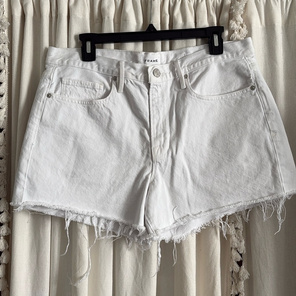 FRAME Le Brigette White Raw Hem Denim Shorts Size 31 NWOT